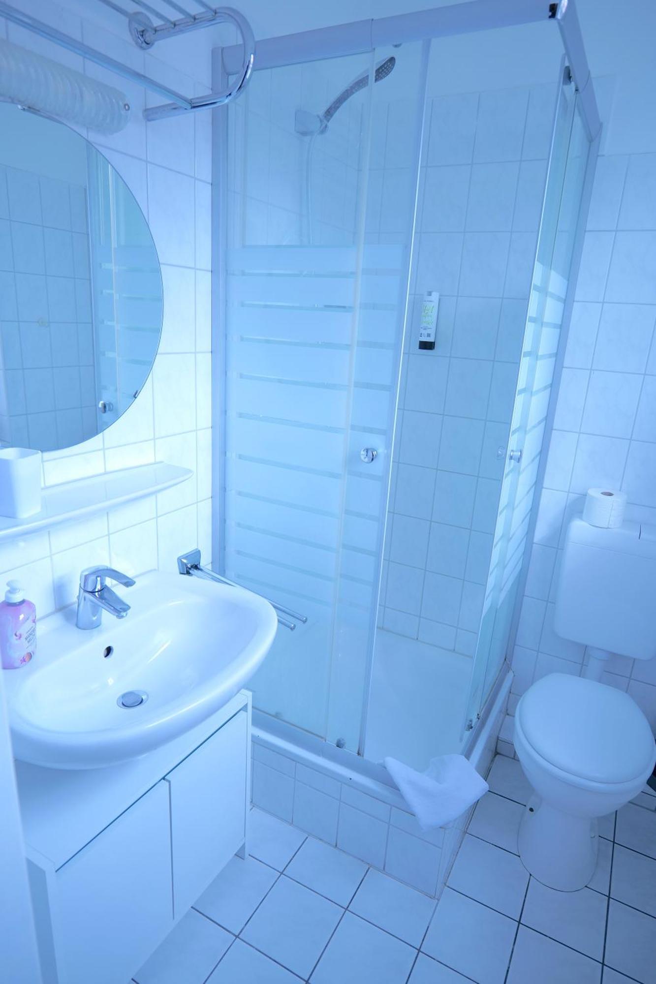 Hotel & Restaurant Am Bodden プットブス エクステリア 写真