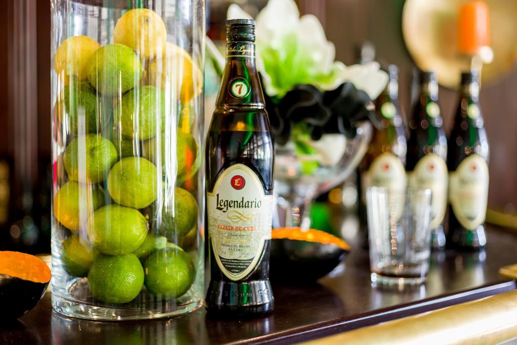 Hotel & Restaurant Am Bodden プットブス エクステリア 写真