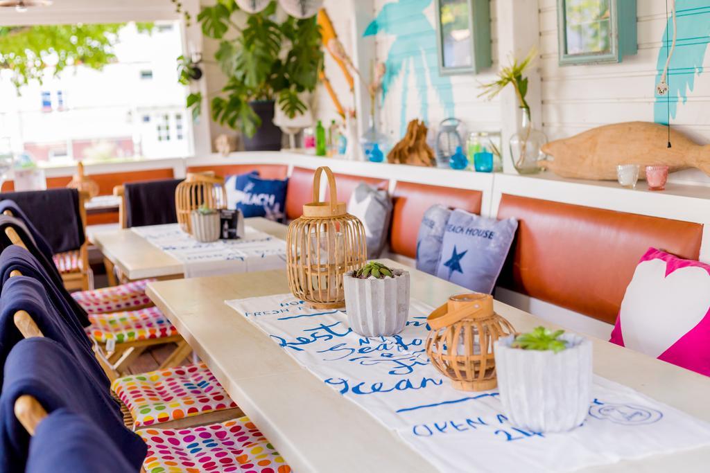Hotel & Restaurant Am Bodden プットブス エクステリア 写真